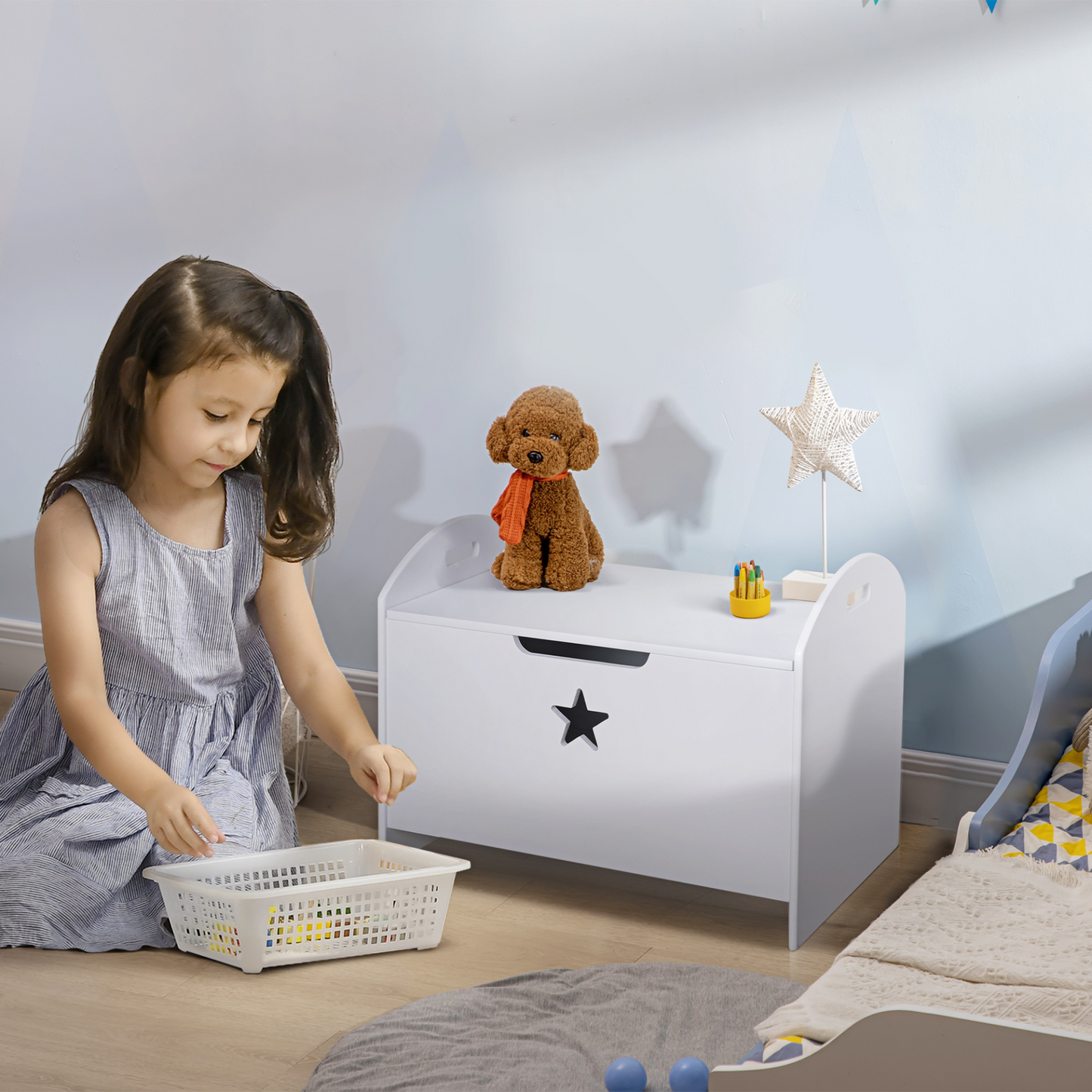 HOMCOM Kids Wooden Toy Children Box Storage Organizer Safety Hinge Side Handle Play Room Furniture White